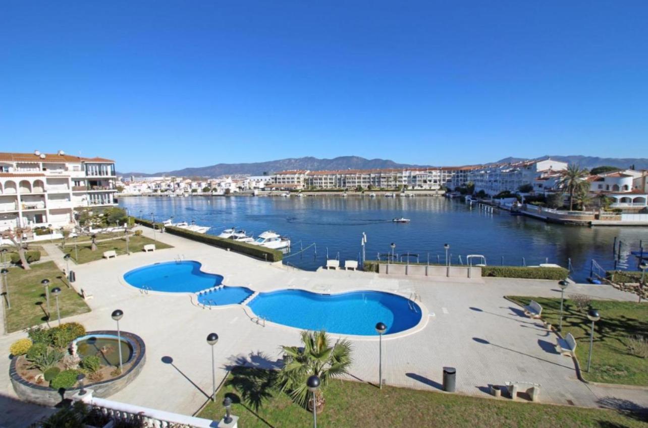 Apartamento Gran Lago Con Vistas Al Canal Эмпуриабрава Экстерьер фото